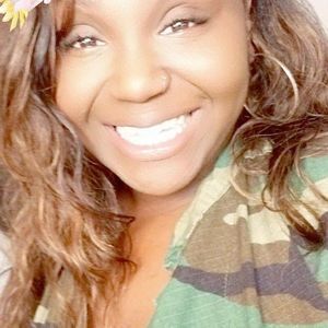 Meet your Posher, Alexandra